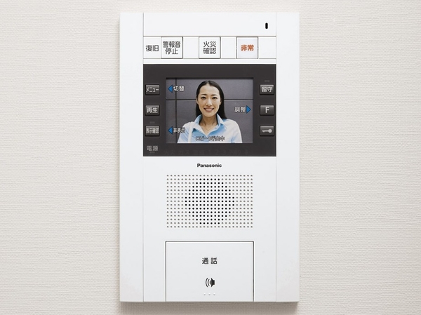 Security with color monitor intercom that can check the visitor in the color image and audio. There is no handset, Since the hands-free type that can be operated by simply touching the call button, even if the hand is busy you can respond (same specifications)