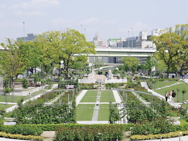 While familiar and feel the transitory seasons, Arrive in a 9-minute walk to the nature and Fureaeru Nakanoshima park (about 700m)