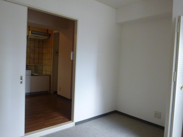 Other room space. DK next to the Western-style ☆