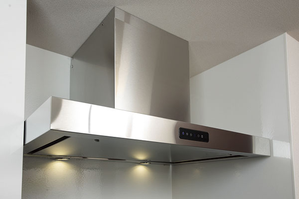 Kitchen.  [Mantle stainless steel range hood] In a touch of the control panel, Shape stylish stainless steel range hood. It is with a current plate to increase the ventilation force (same specifications)