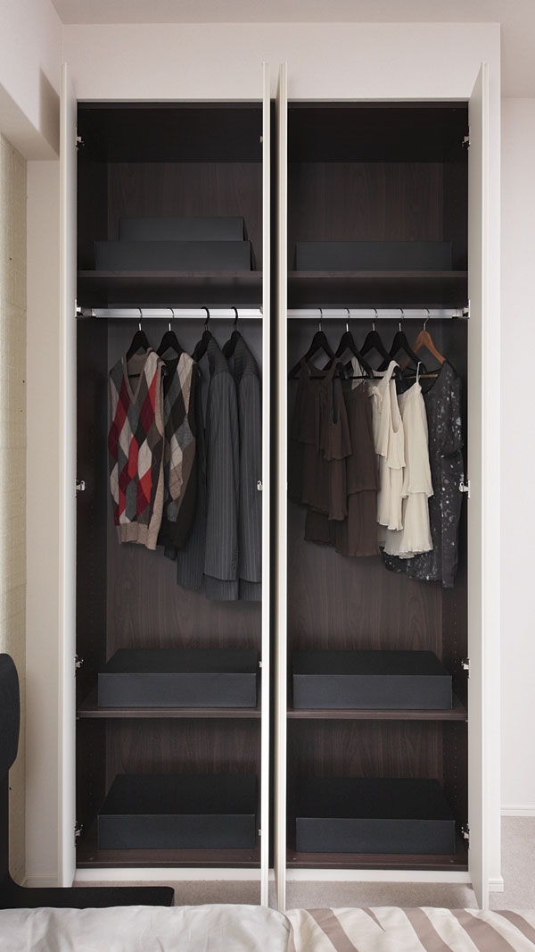 Receipt.  [closet] Large storage capacity clothes, of course that can be organized as well, such as seasonal supplies. You can achieve the organized dwelling (same specifications)
