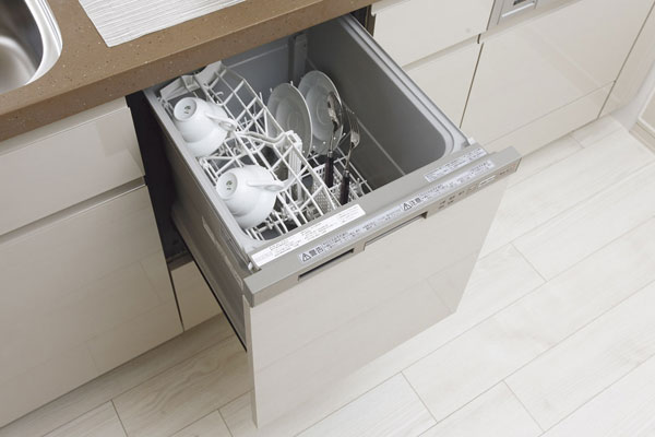 Kitchen.  [Dishwasher] Standard equipment in and out of the dish is easy to dishwasher in a pull-out. It supports the clean up of the post-prandial (same specifications)