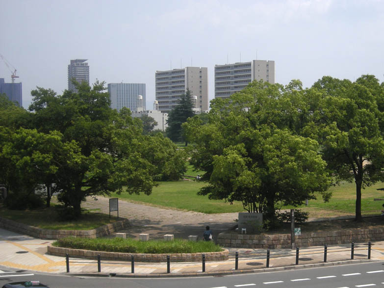 park. 502m to Namba Miyaato park (park)