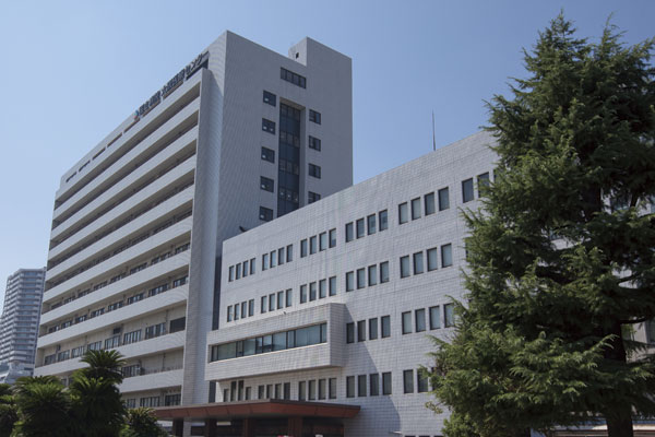 Surrounding environment. National Hospital Organization Osaka Medical Center (3-minute walk ・ About 230m)