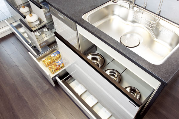 Kitchen.  [Slide storage] Harnessed effectively to the back of the space, And out is also easy sliding storage. You can organize efficiently until the seasoning from a large pot (same specifications)