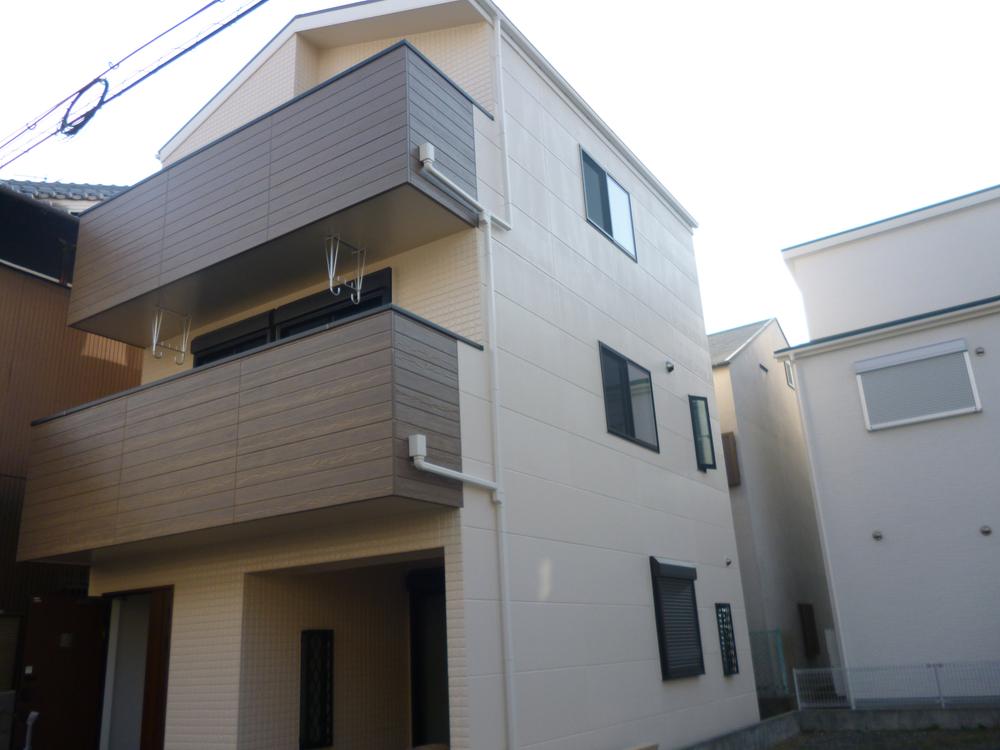 Building plan example (exterior photos). Building plan example Building price 13.8 million yen,  Building area   103.32 sq m Set price 35,800,000 yen