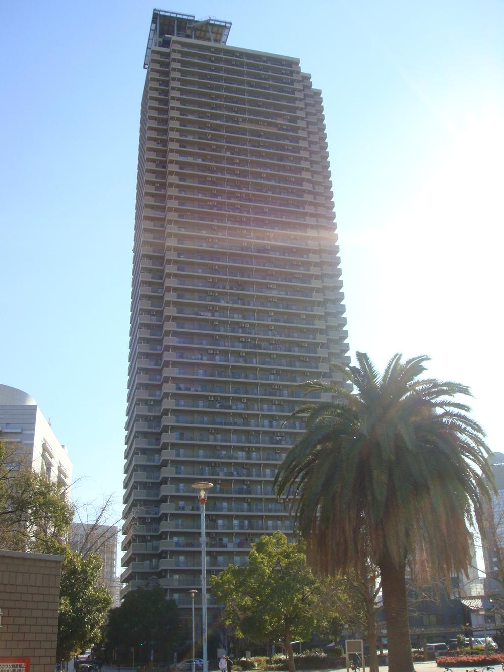 Local appearance photo. Tower apartment 18 floor of a location to Riverside 2013 December 23, shooting