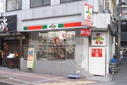 Convenience store. Thanks Osaka Fukushima Station before store up (convenience store) 227m