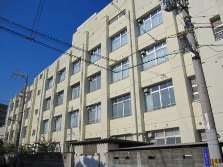 Junior high school. Osaka Municipal Noda Junior High School Up to 1100m 1100m