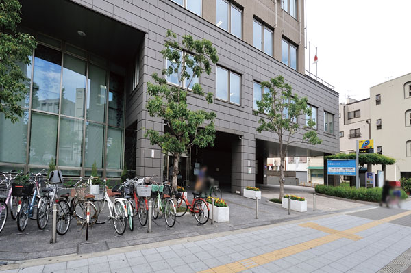 Surrounding environment. Osaka city Fukushima ward office (a 10-minute walk ・ About 800m)