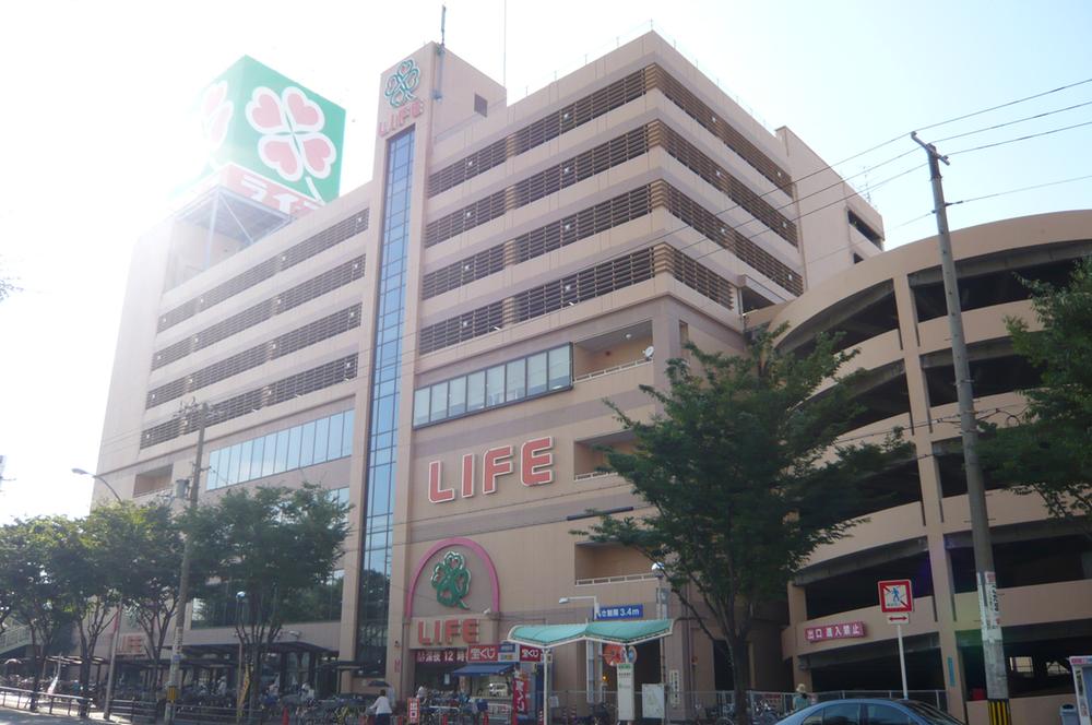 Supermarket. Until Life Imazato shop 496m