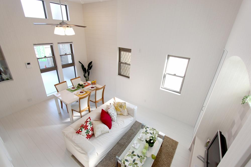 Living. ◆ Living images come together with nature and family. . Cozy space with an attractive living ・ dining.