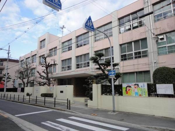 Primary school. 696m to Osaka Municipal Hoei Elementary School