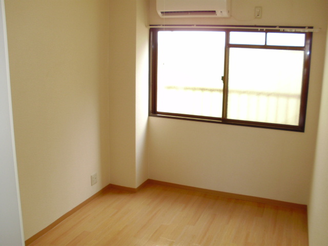 Balcony. Western style room