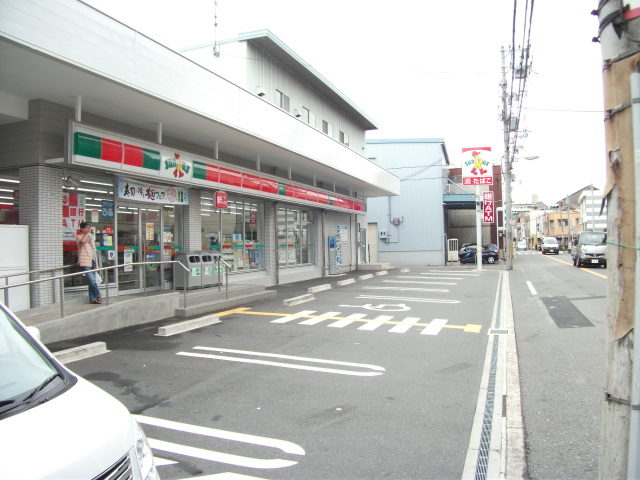 Convenience store. Thanks Higashinari Oimazato store up (convenience store) 232m