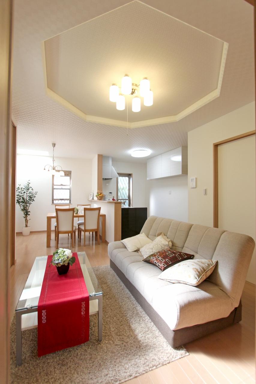 Living.  ◆ Living images come together with nature and family. . Cozy space with an attractive living ・ dining.