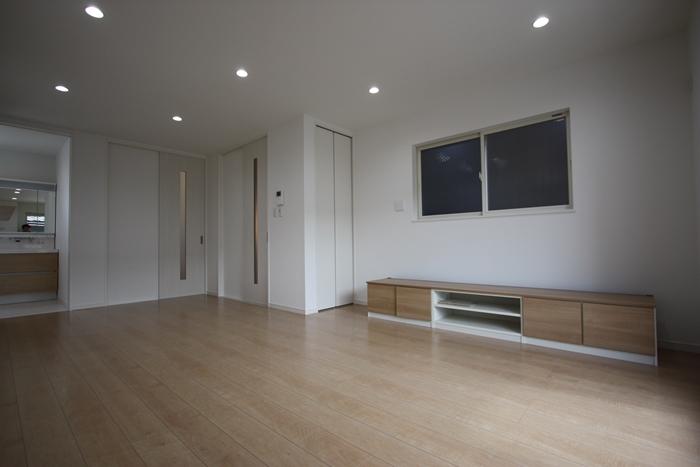 Same specifications photos (living). LDK