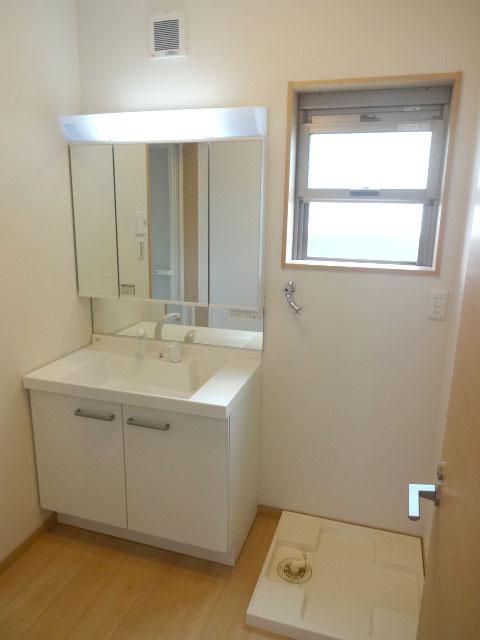 Wash basin, toilet. Bright basin dressing room