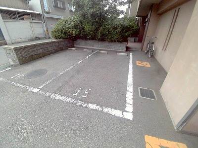 Parking lot