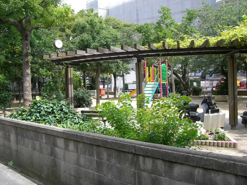 park. If there is a park in front of the 90m th to Oimazatominami park, Hot and You. To play with peace of mind of the child, Ideal for the dog for a walk!