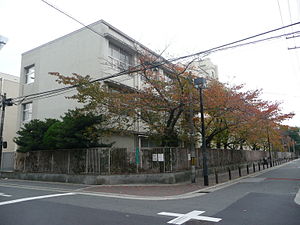 Junior high school. 685m to Honjo junior high school (junior high school)