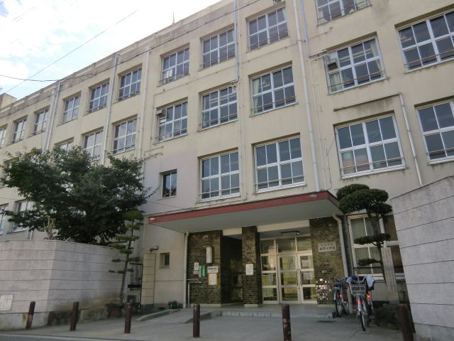 Bank. Kuwazu up to elementary school (Bank) 928m