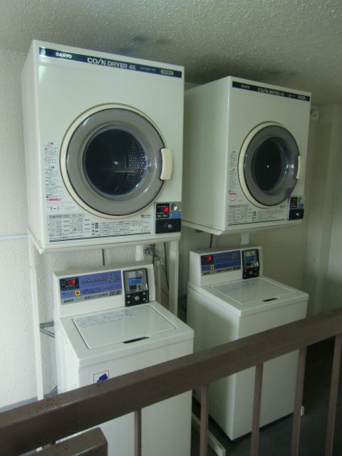 Other common areas. 5F launderette