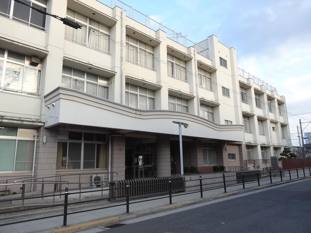 Primary school. Takaai elementary school