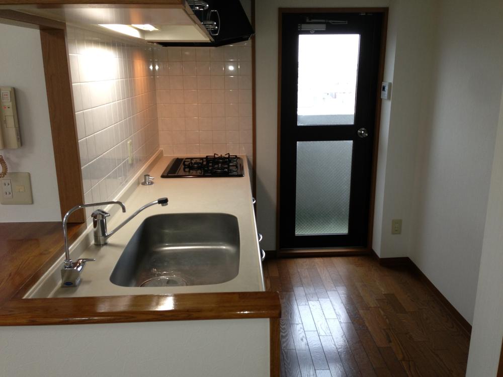 Kitchen. Local (September 2013) Shooting