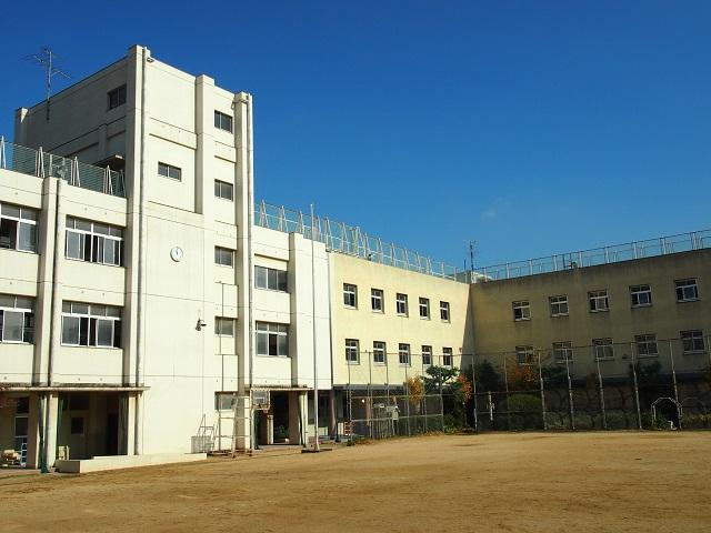 Primary school. 494m to Osaka Municipal Kita Tanabe Elementary School