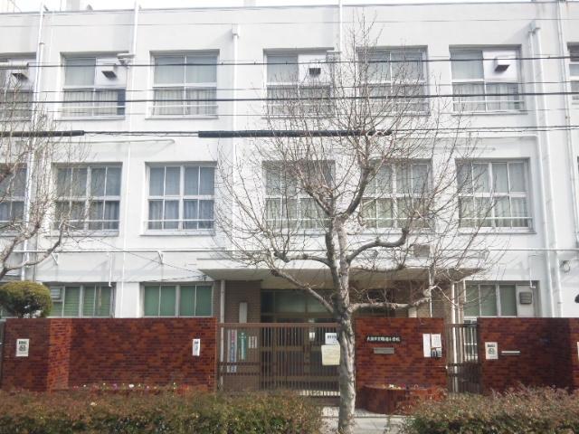 Primary school. 592m to Osaka Municipal Tanabe Elementary School