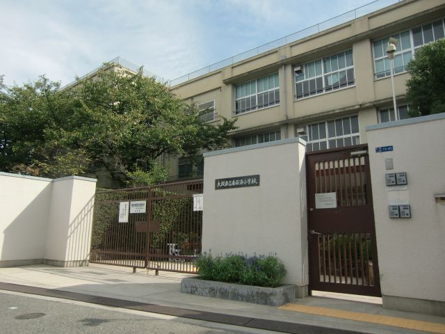 Primary school. South Baekje to elementary school (elementary school) 220m