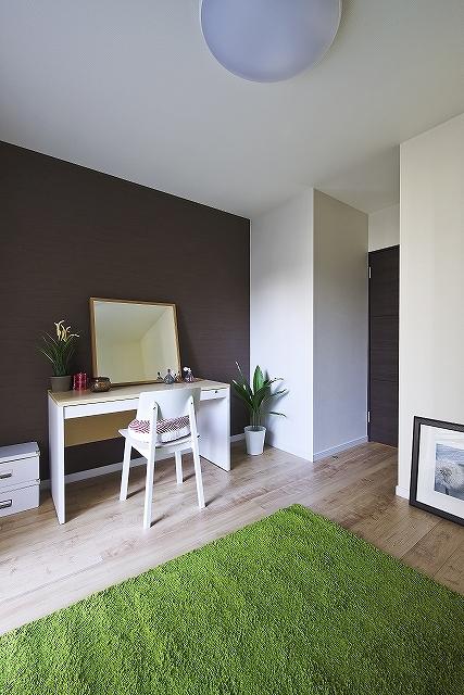 Non-living room. model