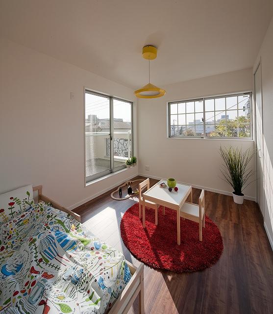 Non-living room. model