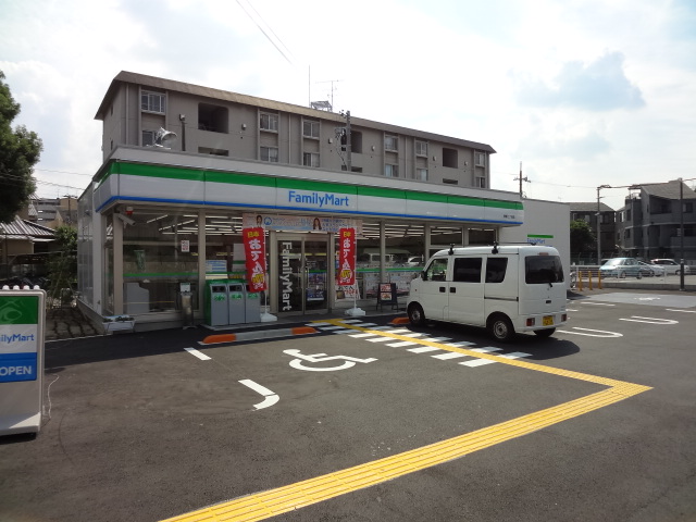 Convenience store. FamilyMart Sugawara 2-chome up (convenience store) 190m