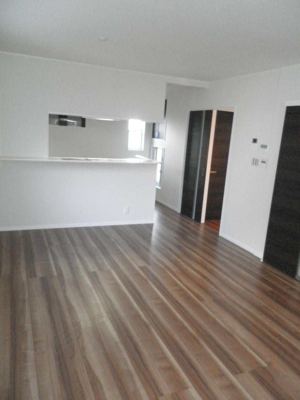 Same specifications photos (living). LDK construction cases