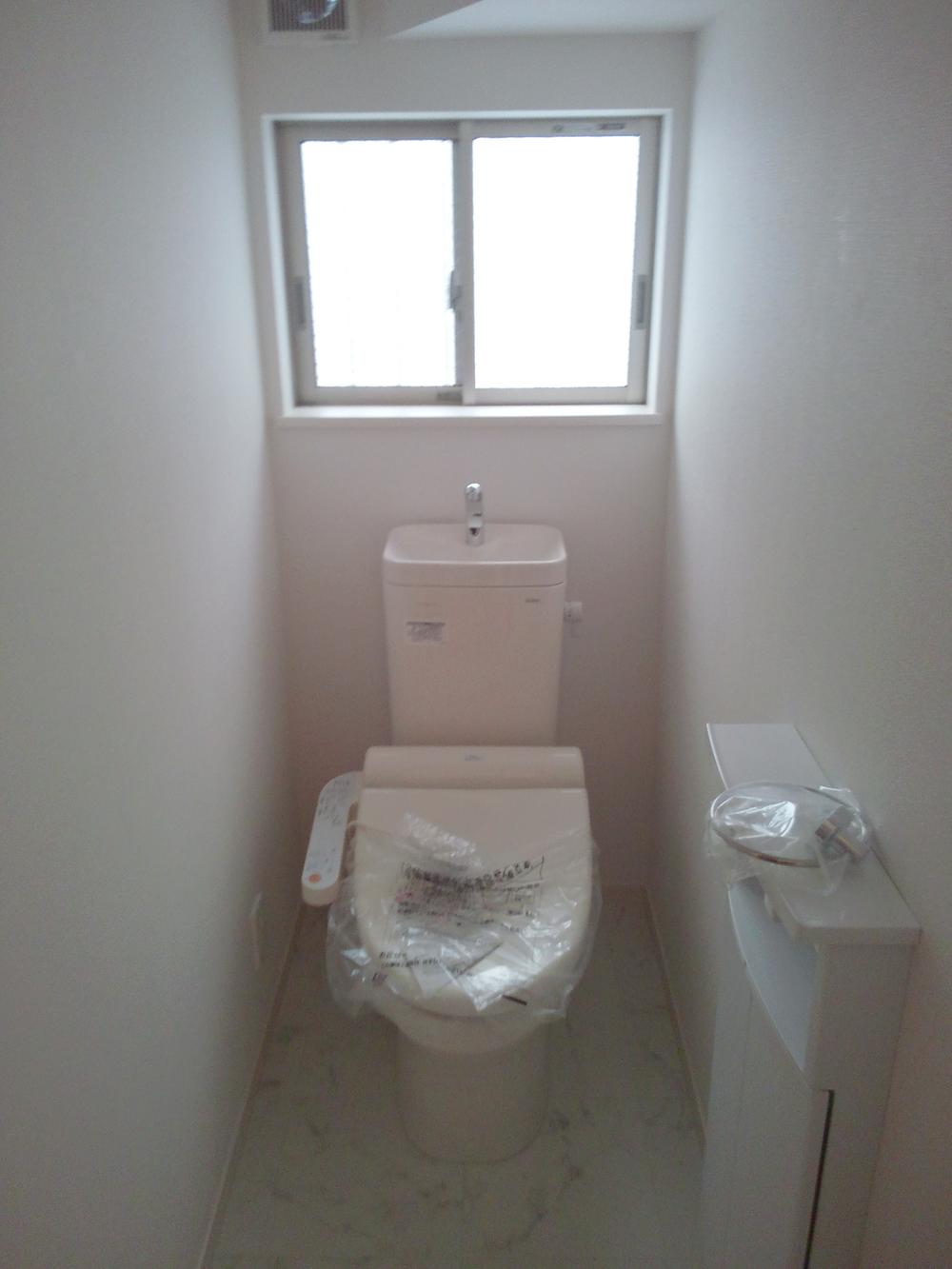 Toilet. The first and second floor of there in two places convenient