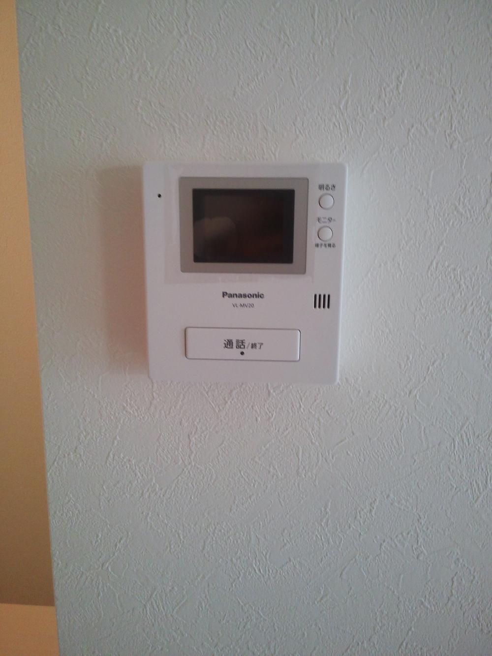 Other. Security thorough a monitor with intercom