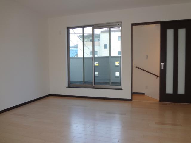 Living. C No. Location: 17 Pledge of spacious LDK