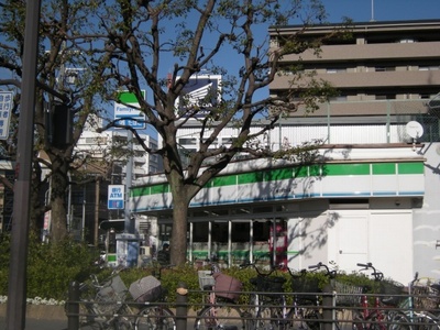 Convenience store. 134m to Family Mart (convenience store)