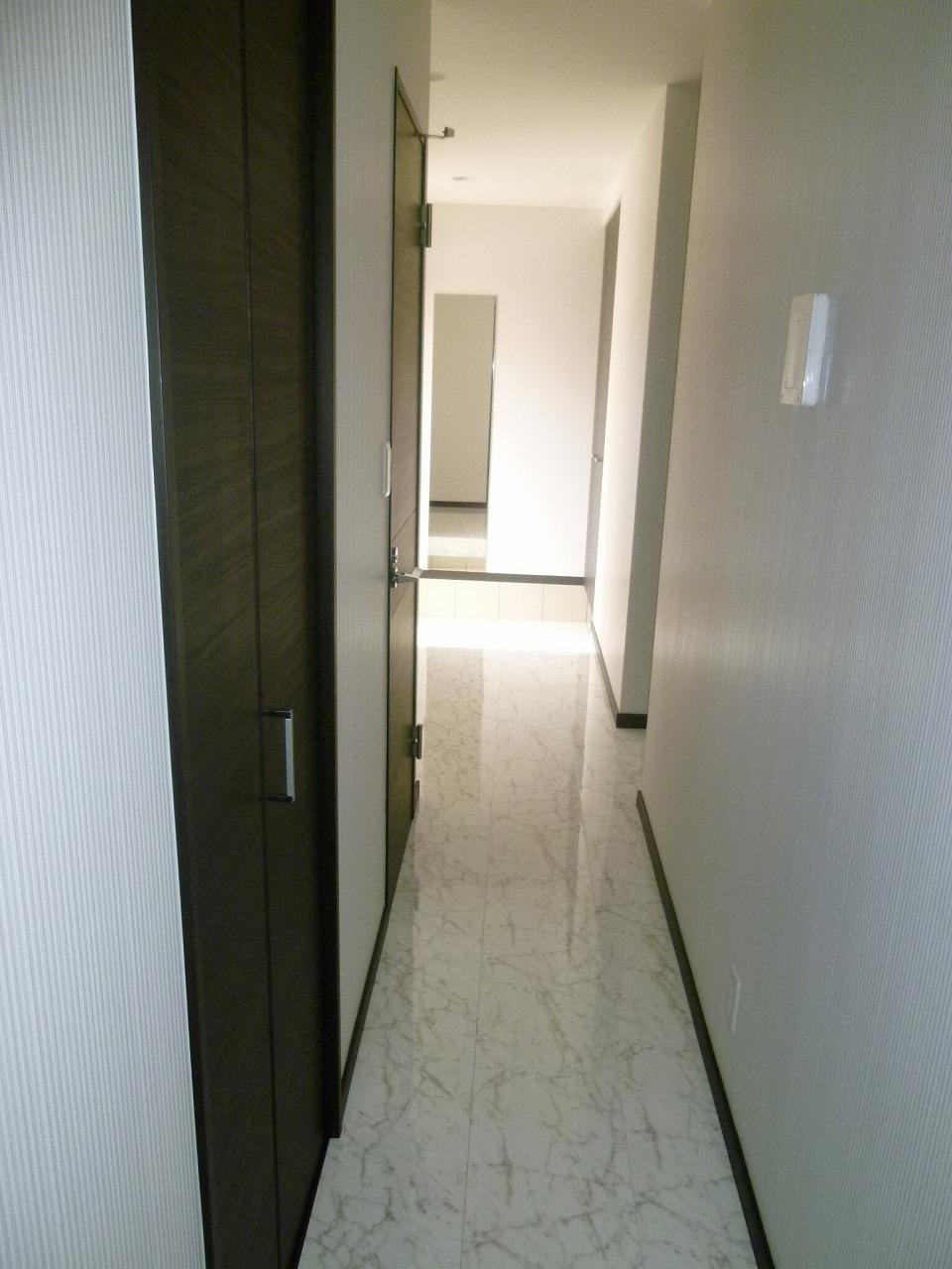 Other. Corridor of stone that is a profound feeling