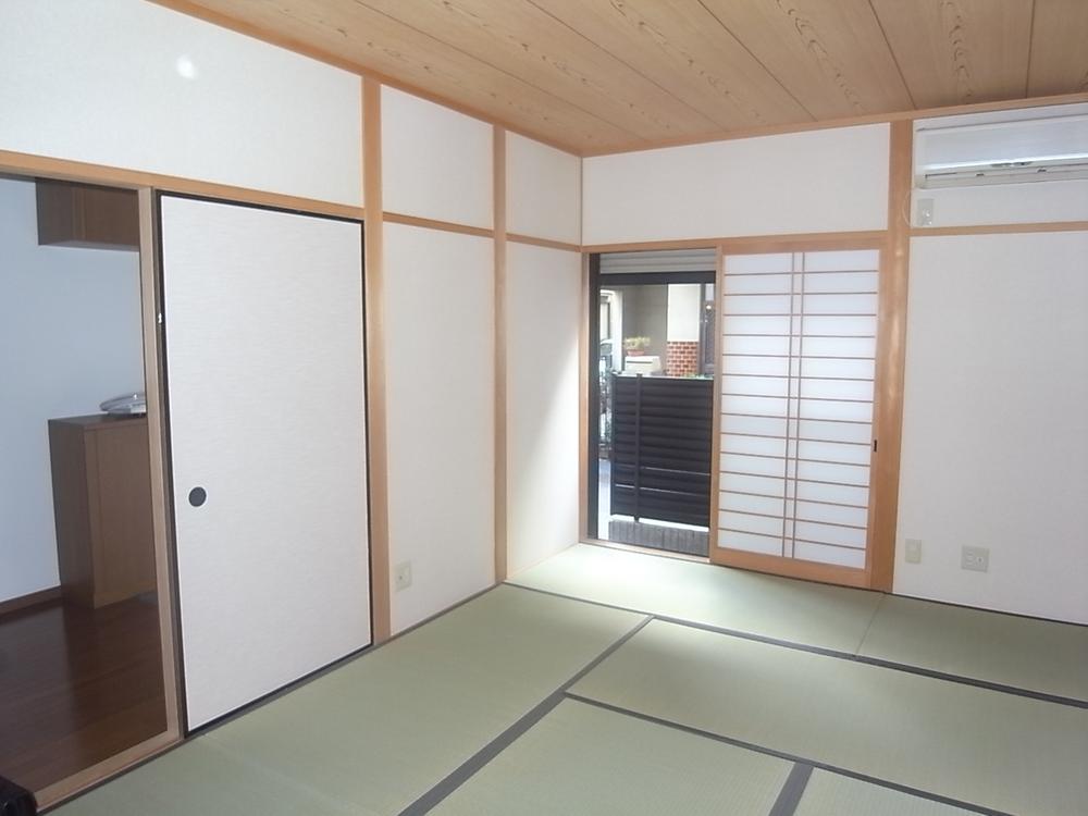 Other introspection. First floor Japanese-style room (It is with a shutter)