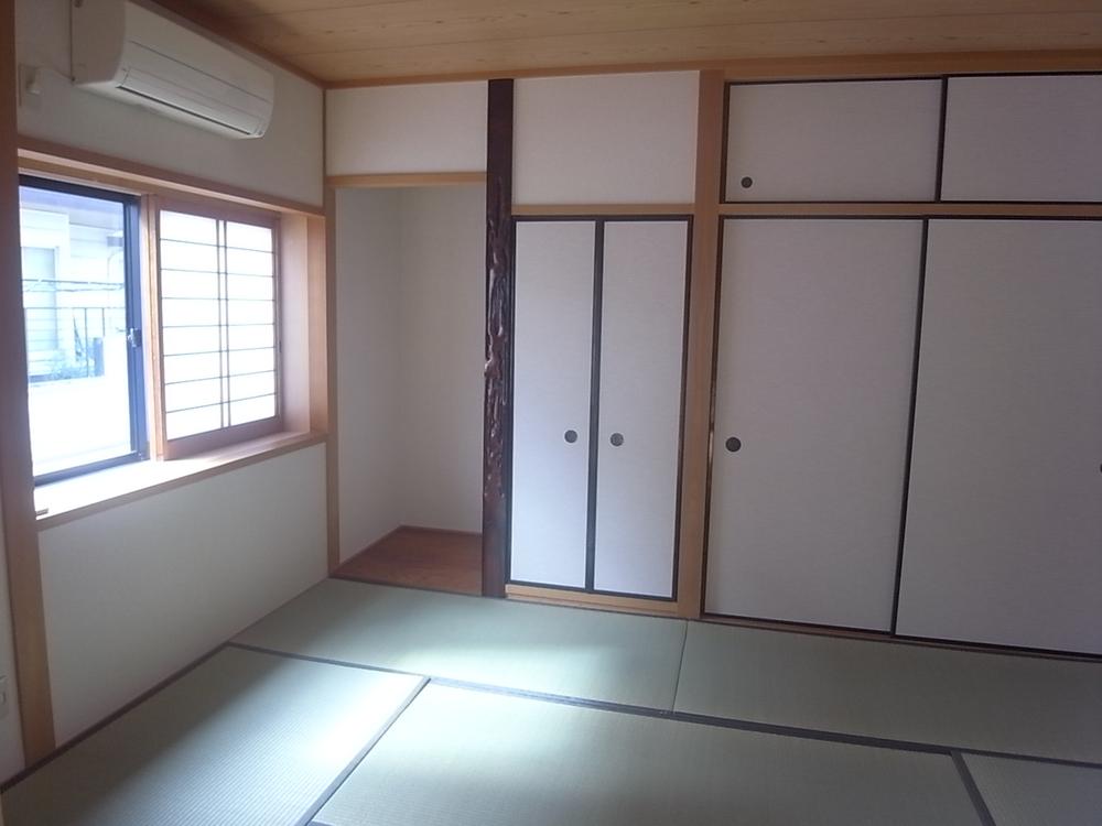 Other introspection. Second floor Japanese-style room (it is bright on the south-facing)