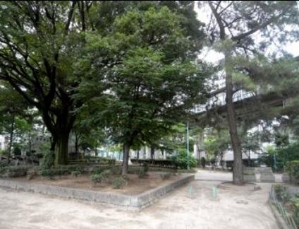 park. Walk up to Zuikoji park 13 minutes