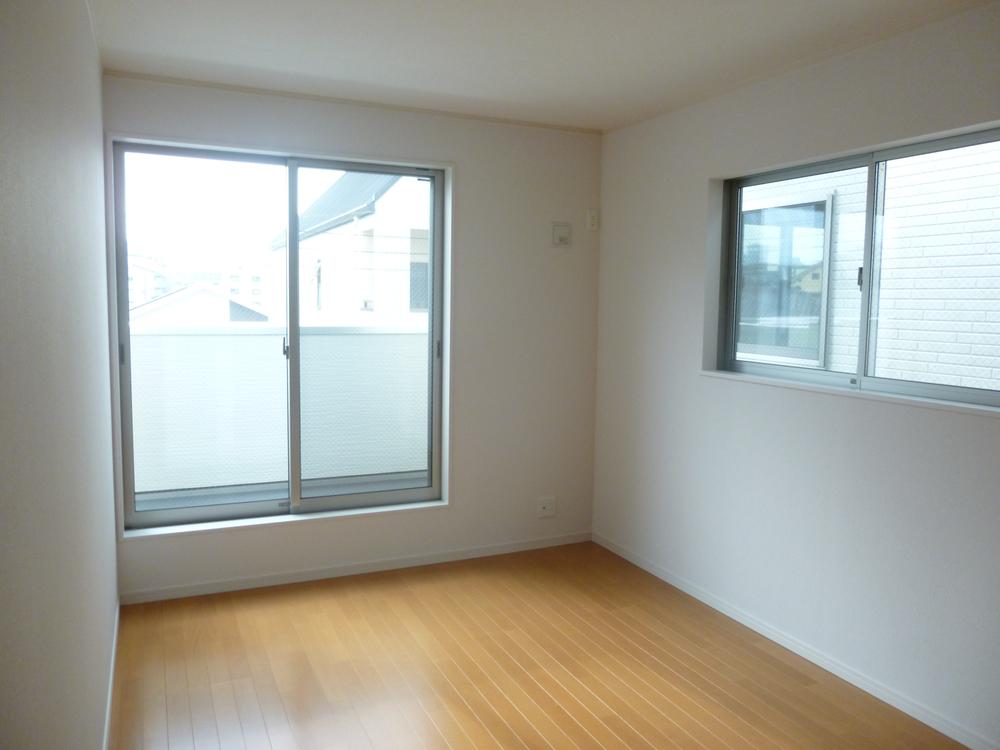 Non-living room. Indoor (11 May 2013) is refreshing to spend the shooting day is also good by the room