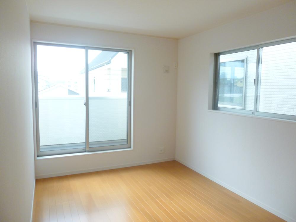 Non-living room. Indoor (11 May 2013) Shooting