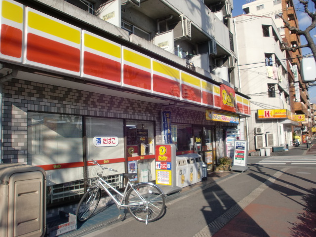 Convenience store. Daily Yamazaki Osaka Sugawara store up (convenience store) 90m