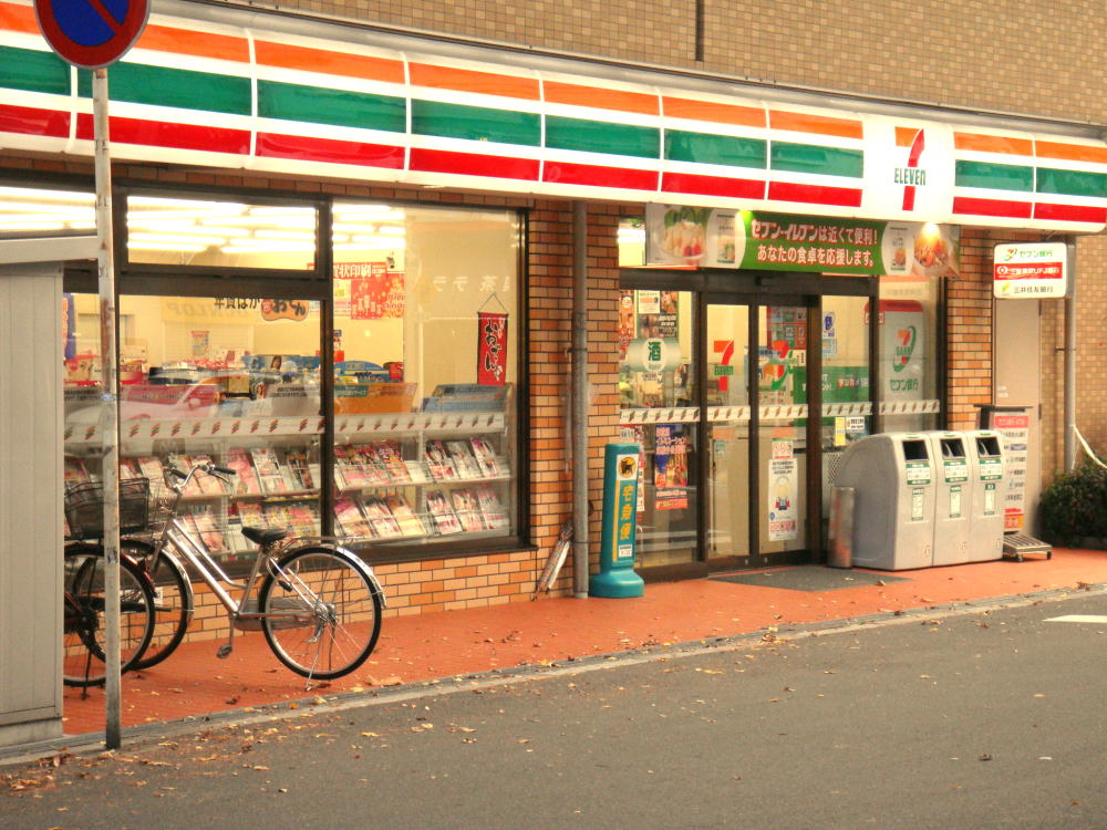 Convenience store. Seven-Eleven Osaka Higashinakashima 1-chome to (convenience store) 137m