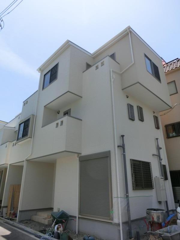 Local appearance photo. Simple modern design ☆