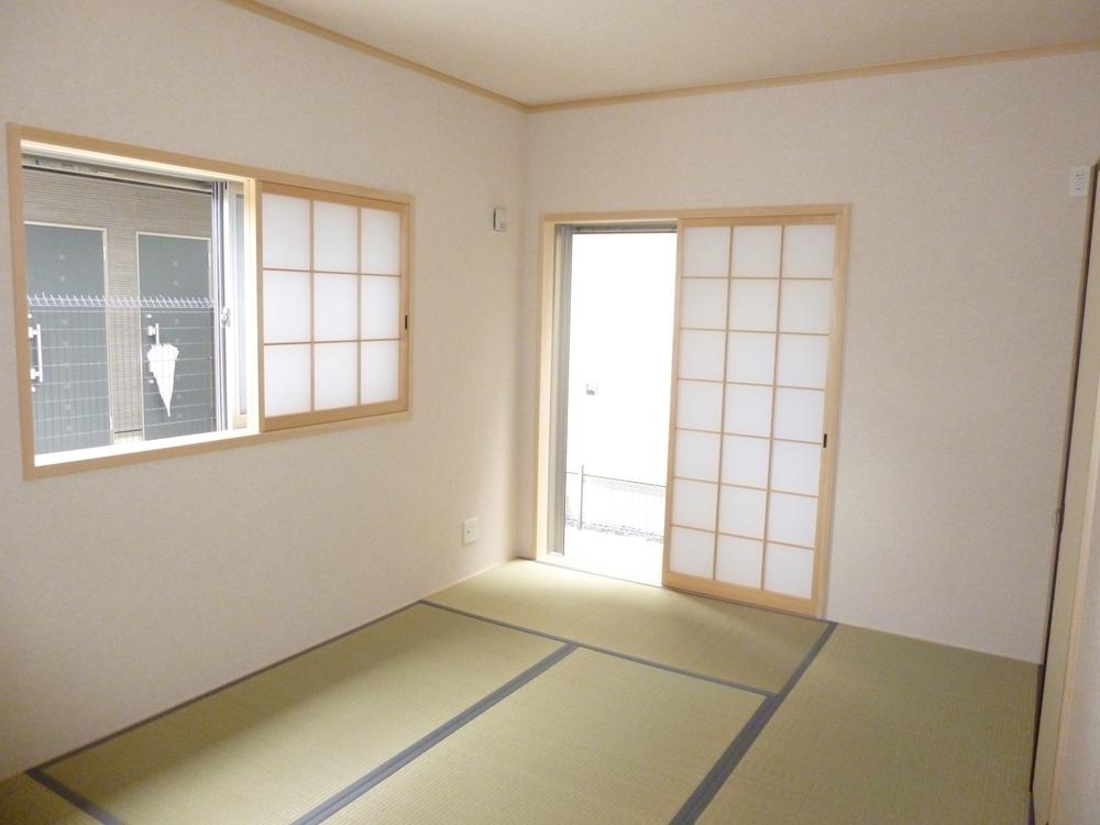 Non-living room. Indoor (11 May 2013) Shooting